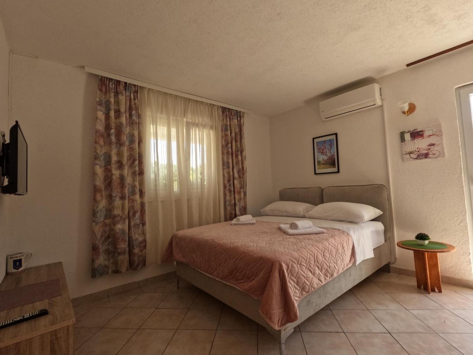 Apartmani Lena Σίμπενικ Εξωτερικό φωτογραφία