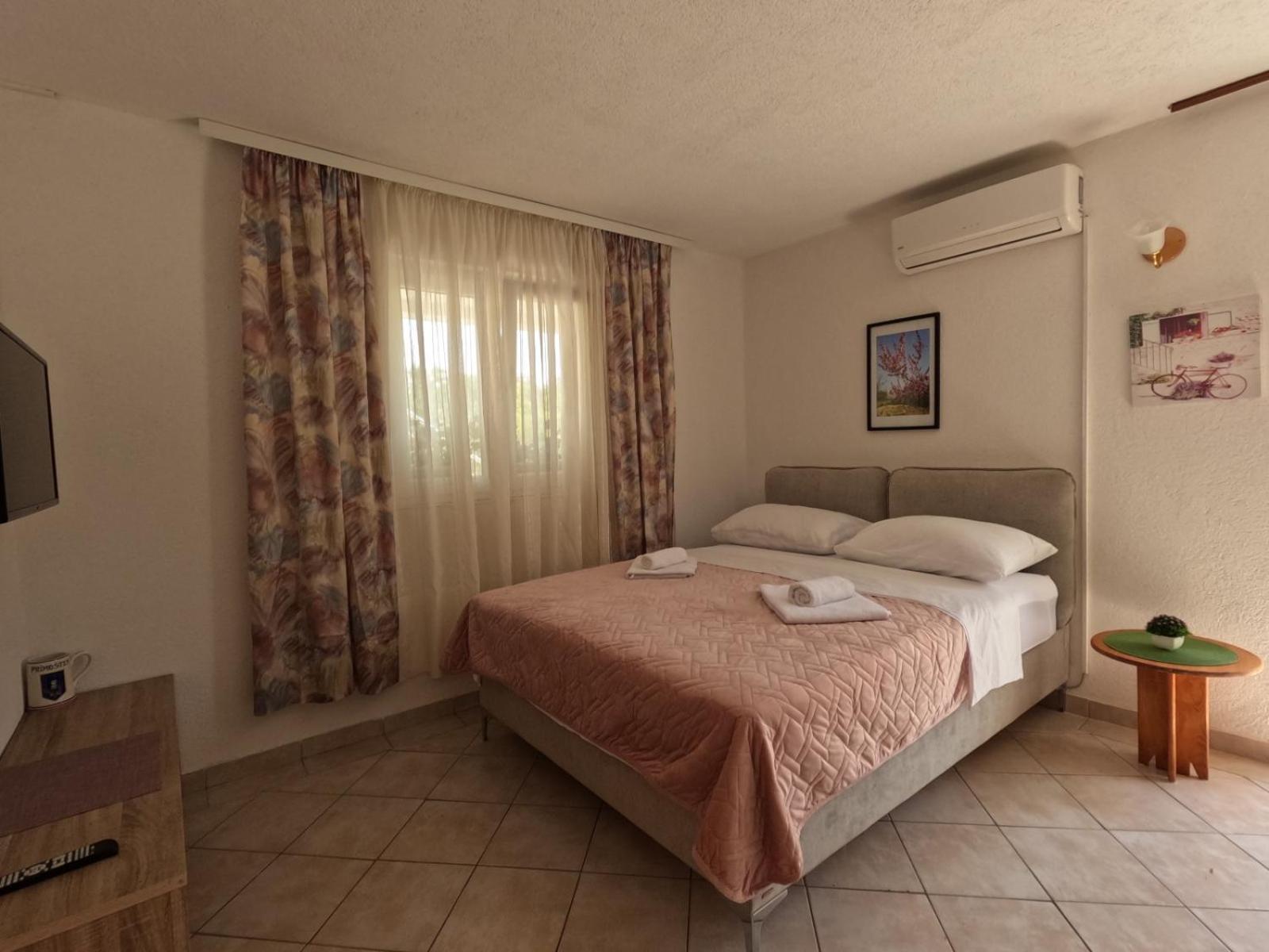 Apartmani Lena Σίμπενικ Εξωτερικό φωτογραφία
