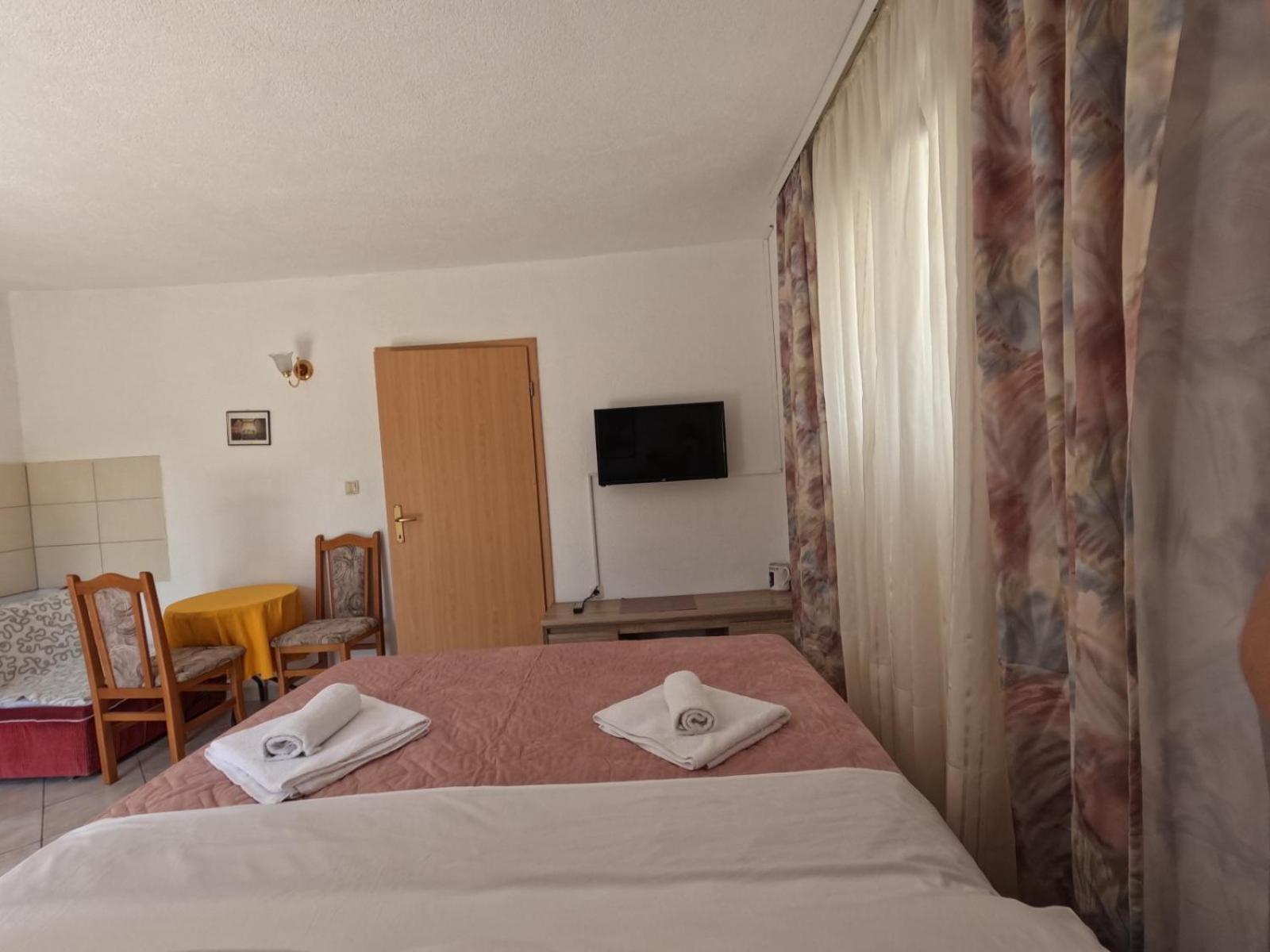 Apartmani Lena Σίμπενικ Εξωτερικό φωτογραφία